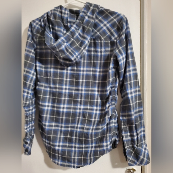 TNA Flannel Plaid with Hoodie - Picture 3 of 4